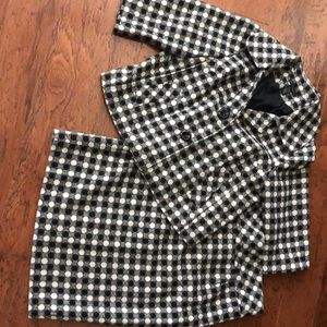 Women’s suit, jacket and skirt